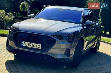 Позашляховик / Кросовер Audi e-tron 2020 в 