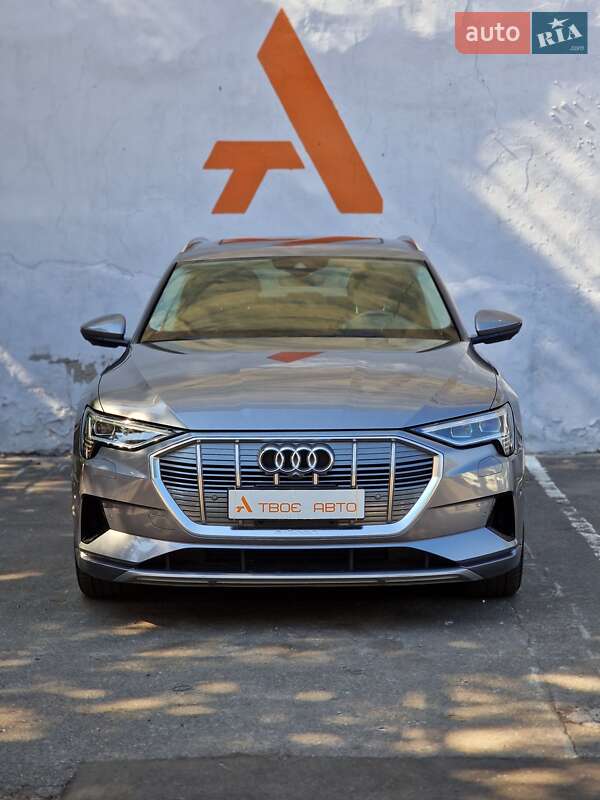 Внедорожник / Кроссовер Audi e-tron 2021 в Одессе