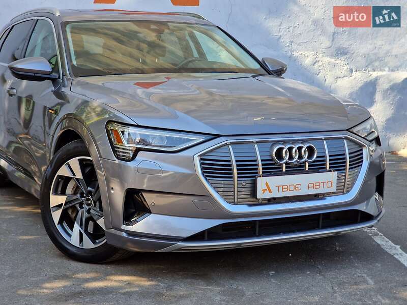 Внедорожник / Кроссовер Audi e-tron 2021 в Одессе