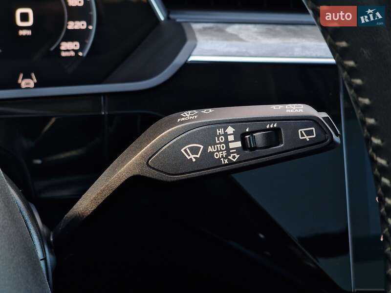 Внедорожник / Кроссовер Audi e-tron 2021 в Одессе