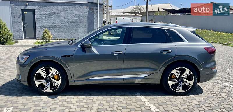 Позашляховик / Кросовер Audi e-tron 2019 в Івано-Франківську