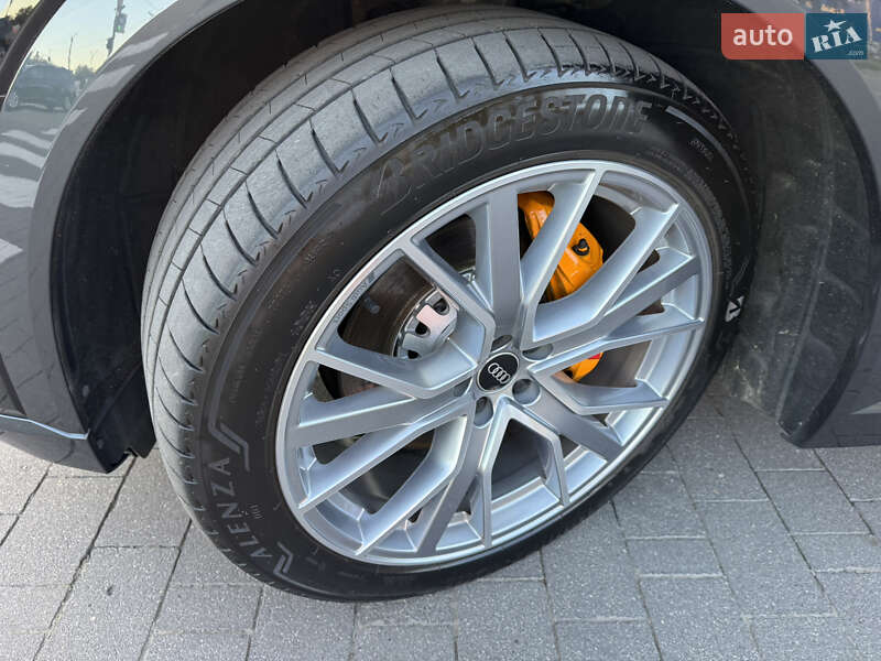Позашляховик / Кросовер Audi e-tron 2023 в Хмельницькому