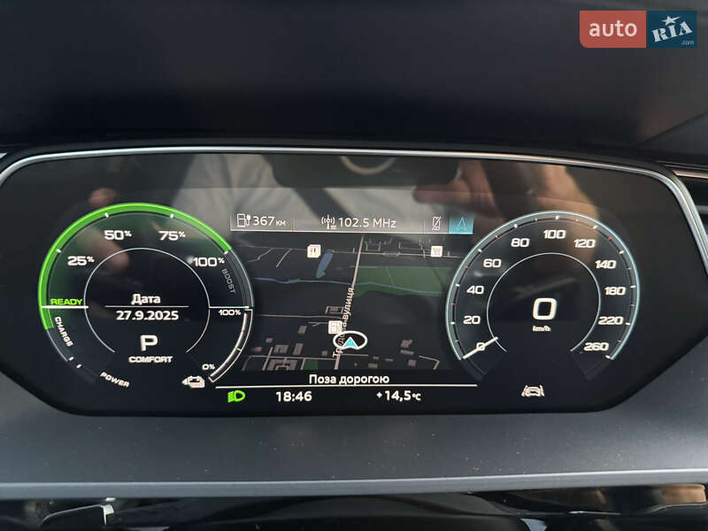 Позашляховик / Кросовер Audi e-tron 2023 в Хмельницькому