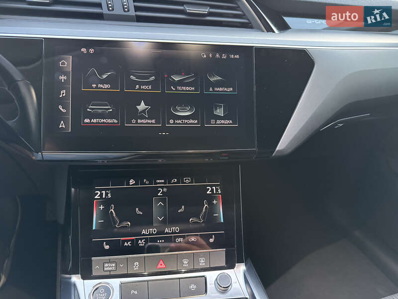 Позашляховик / Кросовер Audi e-tron 2023 в Хмельницькому