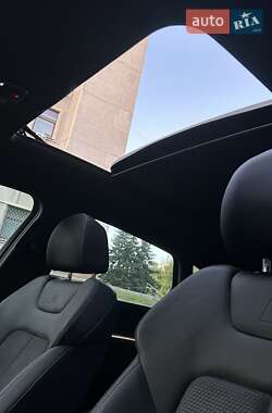 Внедорожник / Кроссовер Audi e-tron 2020 в 