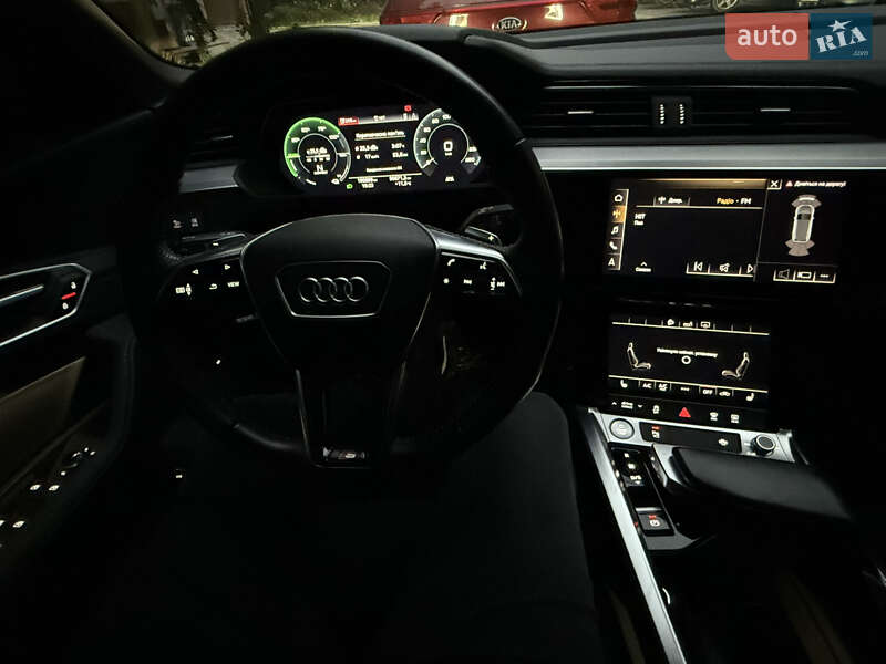 Позашляховик / Кросовер Audi e-tron 2019 в Львові