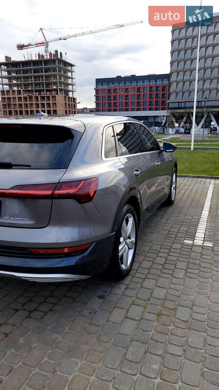 Позашляховик / Кросовер Audi e-tron 2019 в Львові