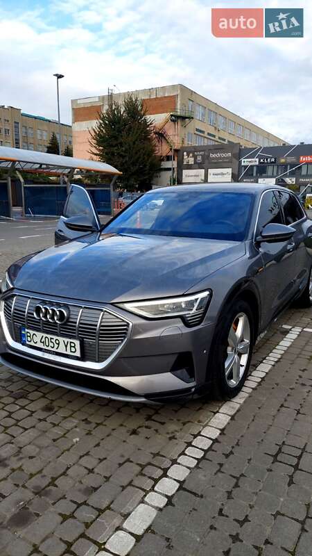 Позашляховик / Кросовер Audi e-tron 2019 в Львові