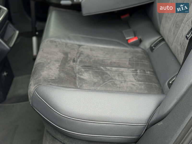 Позашляховик / Кросовер Audi e-tron 2021 в Тернополі