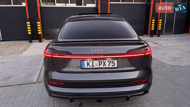 Внедорожник / Кроссовер Audi e-tron 2021 в Самборе
