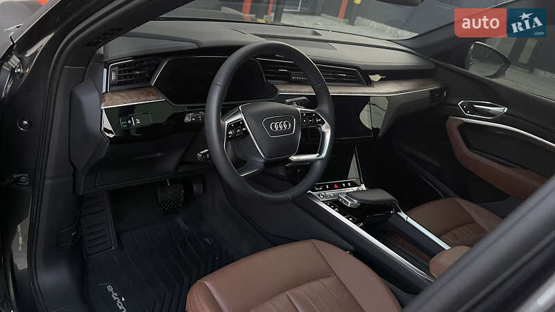 Внедорожник / Кроссовер Audi e-tron 2021 в Самборе