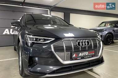 Внедорожник / Кроссовер Audi e-tron 2020 в 