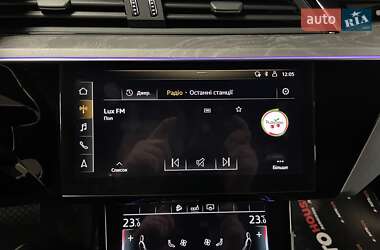 Внедорожник / Кроссовер Audi e-tron 2020 в 