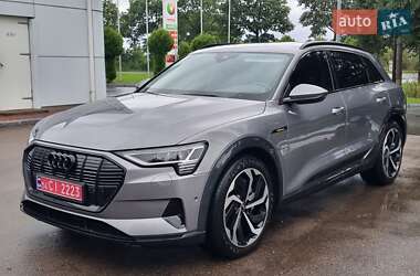 Внедорожник / Кроссовер Audi e-tron 2020 в 
