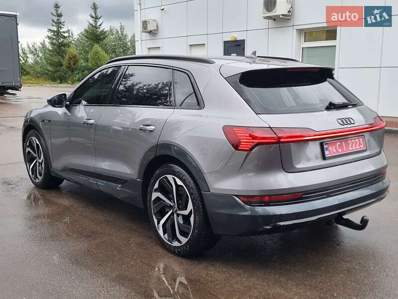 Позашляховик / Кросовер Audi e-tron 2020 в Коломиї
