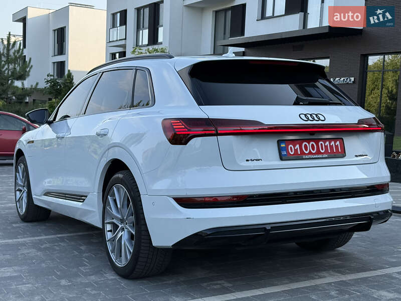 Позашляховик / Кросовер Audi e-tron 2020 в Ужгороді