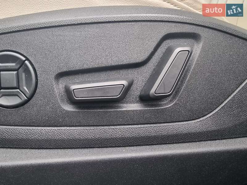 Внедорожник / Кроссовер Audi e-tron 2020 в Коломые