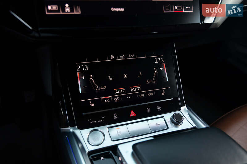 Позашляховик / Кросовер Audi e-tron 2019 в Луцьку