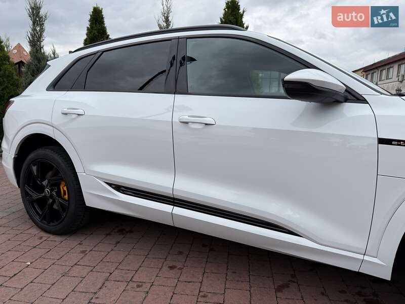 Внедорожник / Кроссовер Audi e-tron 2021 в Львове