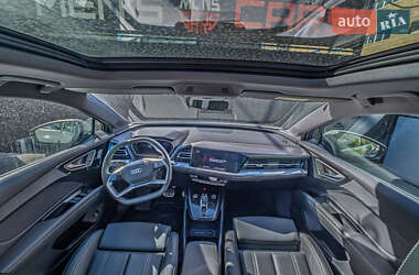 Позашляховик / Кросовер Audi e-tron 2023 в 
