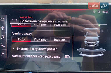 Внедорожник / Кроссовер Audi e-tron 2021 в 