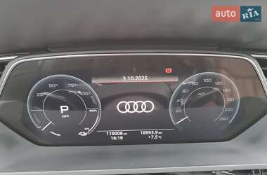 Позашляховик / Кросовер Audi e-tron 2020 в 