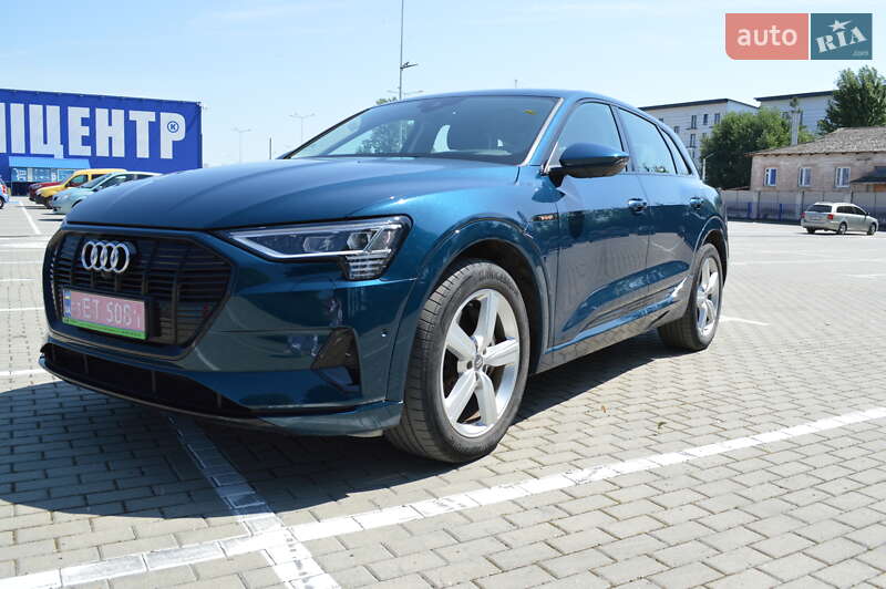 Позашляховик / Кросовер Audi e-tron 2020 в Тернополі