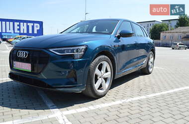 Позашляховик / Кросовер Audi e-tron 2020 в 
