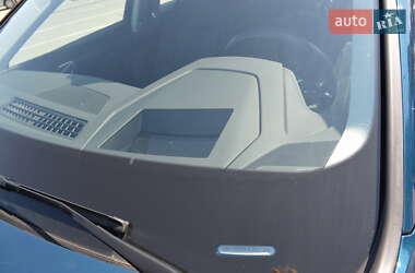 Позашляховик / Кросовер Audi e-tron 2020 в 