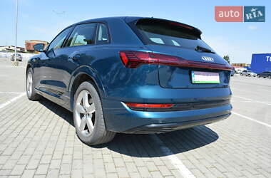 Позашляховик / Кросовер Audi e-tron 2020 в 