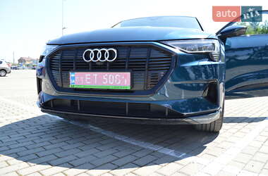 Позашляховик / Кросовер Audi e-tron 2020 в 
