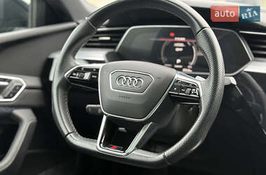 Позашляховик / Кросовер Audi e-tron 2021 в 
