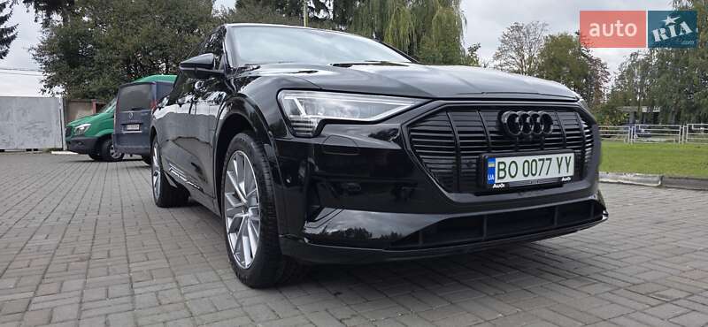 Позашляховик / Кросовер Audi e-tron 2020 в Тернополі