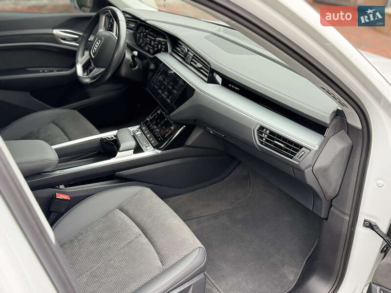 Внедорожник / Кроссовер Audi e-tron 2023 в Хмельницком фото 8 Внедорожник / Кроссовер Audi e-tron 2023 в Хмельницком