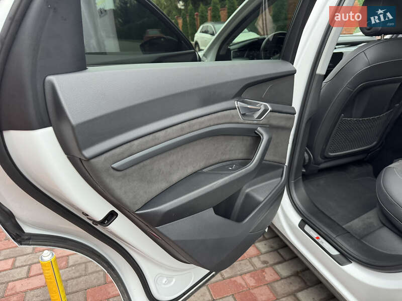 Внедорожник / Кроссовер Audi e-tron 2023 в Хмельницком фото 18 Внедорожник / Кроссовер Audi e-tron 2023 в Хмельницком