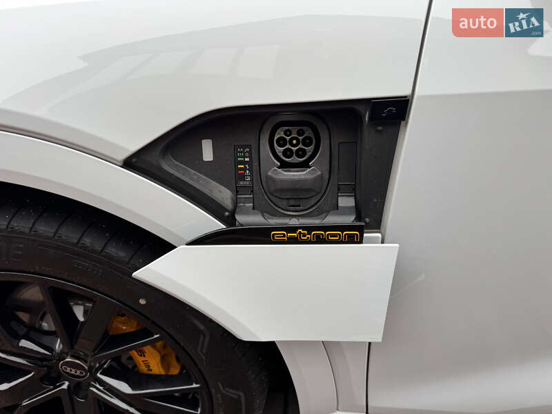 Внедорожник / Кроссовер Audi e-tron 2023 в Хмельницком фото 26 Внедорожник / Кроссовер Audi e-tron 2023 в Хмельницком