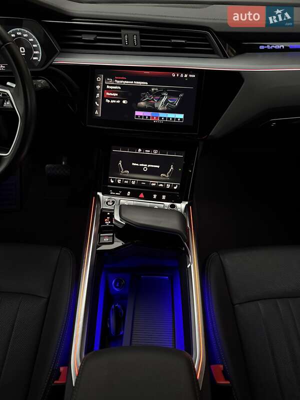 Внедорожник / Кроссовер Audi e-tron 2020 в Коломые