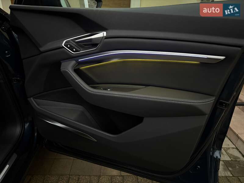 Внедорожник / Кроссовер Audi e-tron 2020 в Коломые