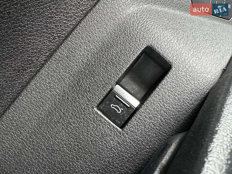 Позашляховик / Кросовер Audi e-tron 2020 в Рівному