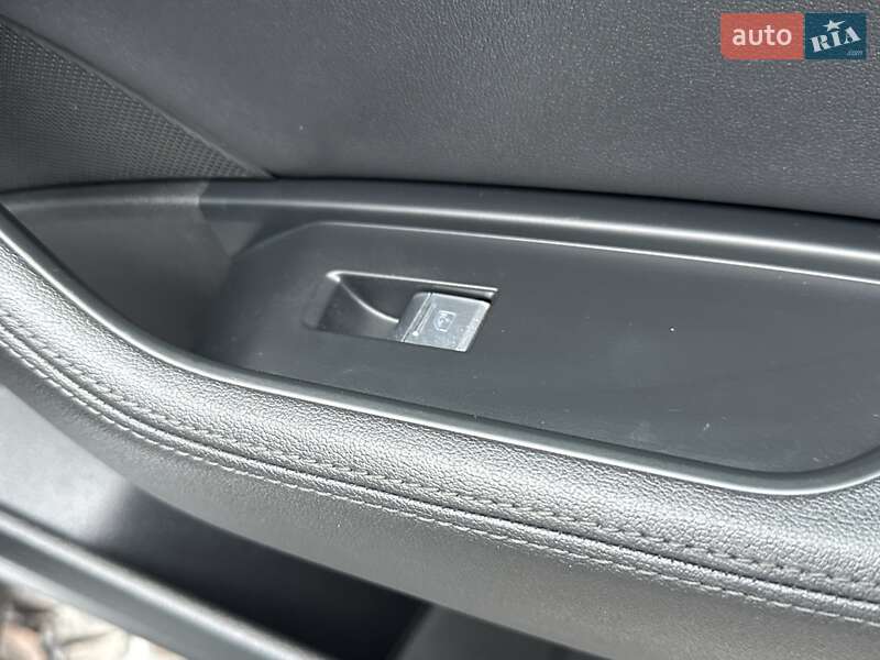 Позашляховик / Кросовер Audi e-tron 2020 в Рівному