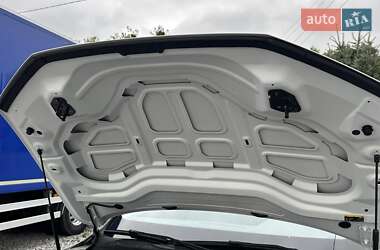 Внедорожник / Кроссовер Audi e-tron 2020 в 
