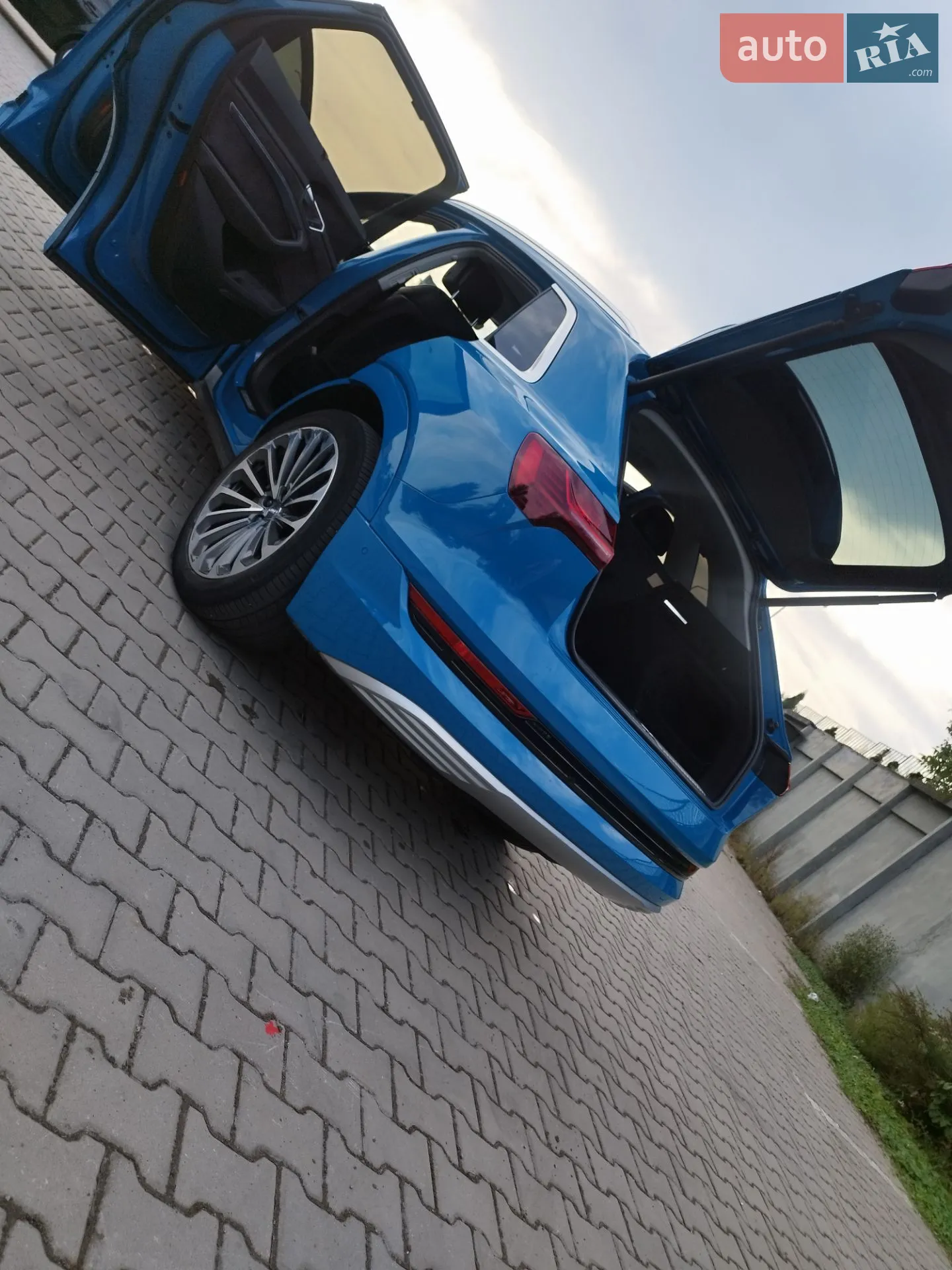 2019 Audi e-tron - мініатюра 13