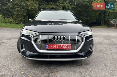 Позашляховик / Кросовер Audi e-tron 2019 в 