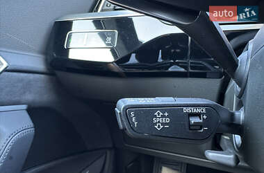 Позашляховик / Кросовер Audi e-tron 2019 в 