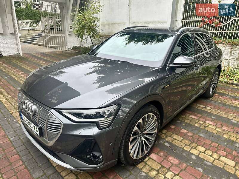 Внедорожник / Кроссовер Audi e-tron 2021 в Черновцах