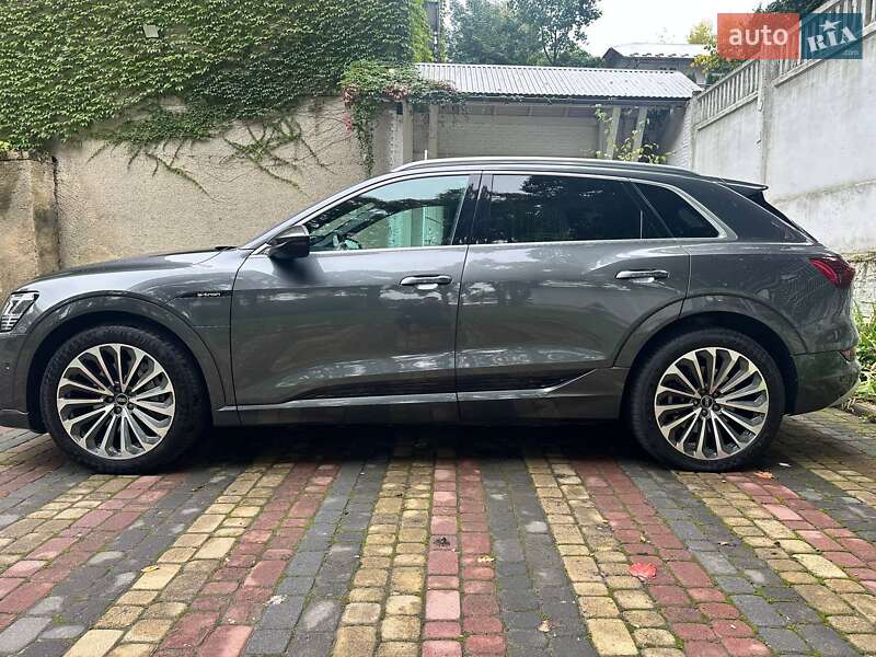 Внедорожник / Кроссовер Audi e-tron 2021 в Черновцах