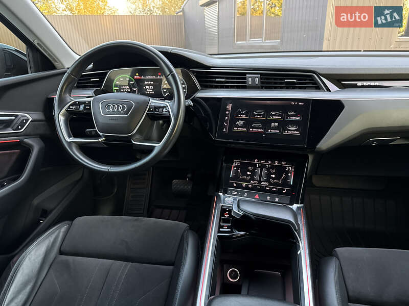 Внедорожник / Кроссовер Audi e-tron 2019 в Дрогобыче