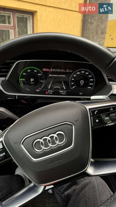 Позашляховик / Кросовер Audi e-tron 2022 в Львові фото 15 Позашляховик / Кросовер Audi e-tron 2022 в Львові