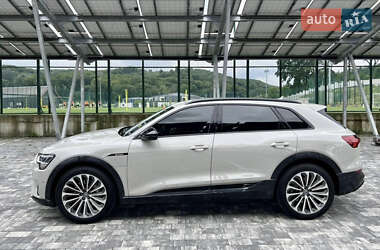 Внедорожник / Кроссовер Audi e-tron 2020 в 
