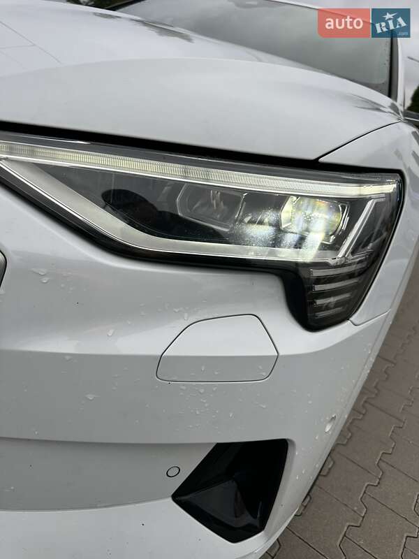 Внедорожник / Кроссовер Audi e-tron 2019 в Киеве